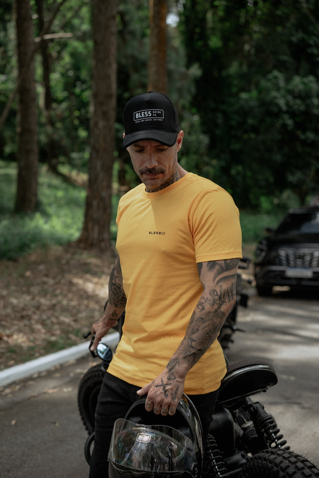 CAMISETA BLESS Caffeine and Gasoline Yellow