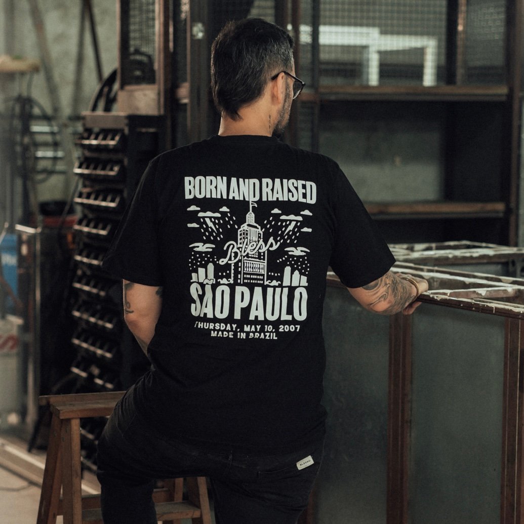 camiseta-bless-born-and-rised-black-gg