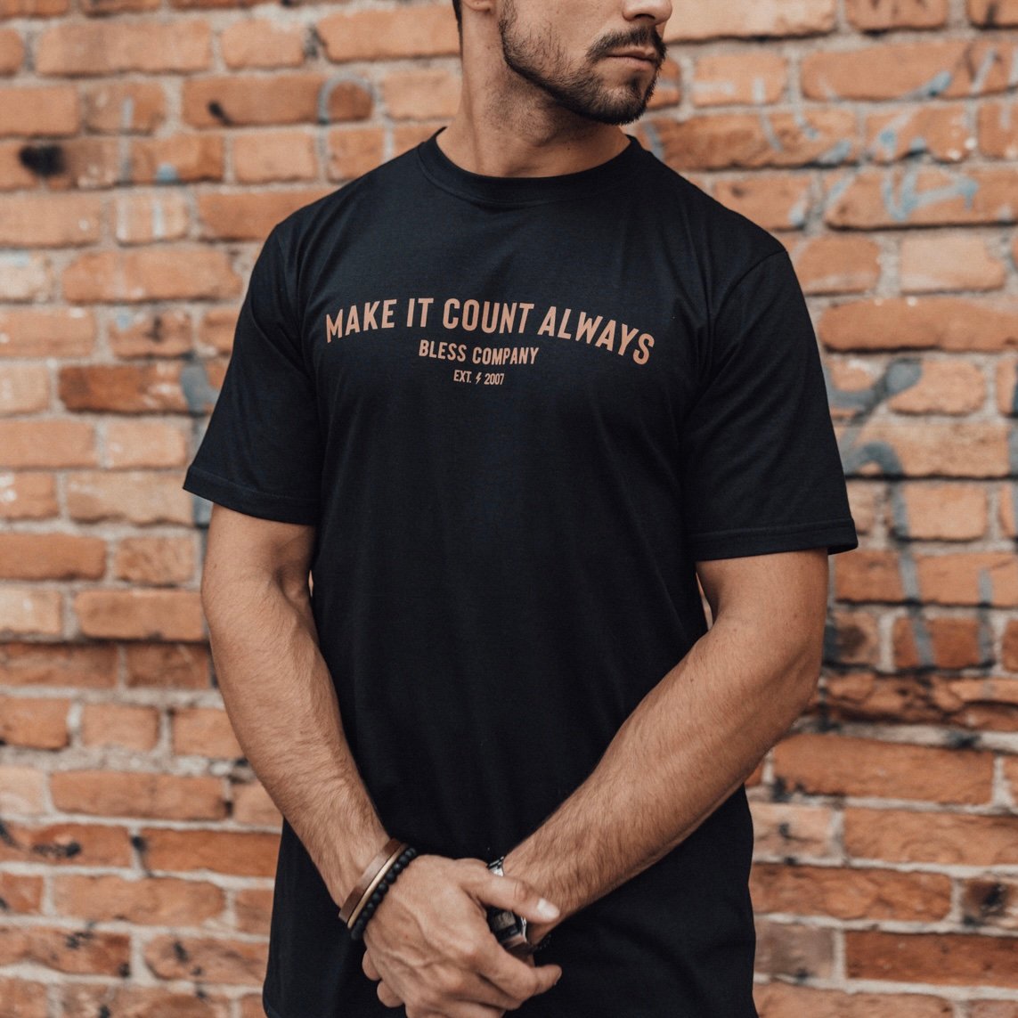 camiseta-bless-make-it-count-black-egg