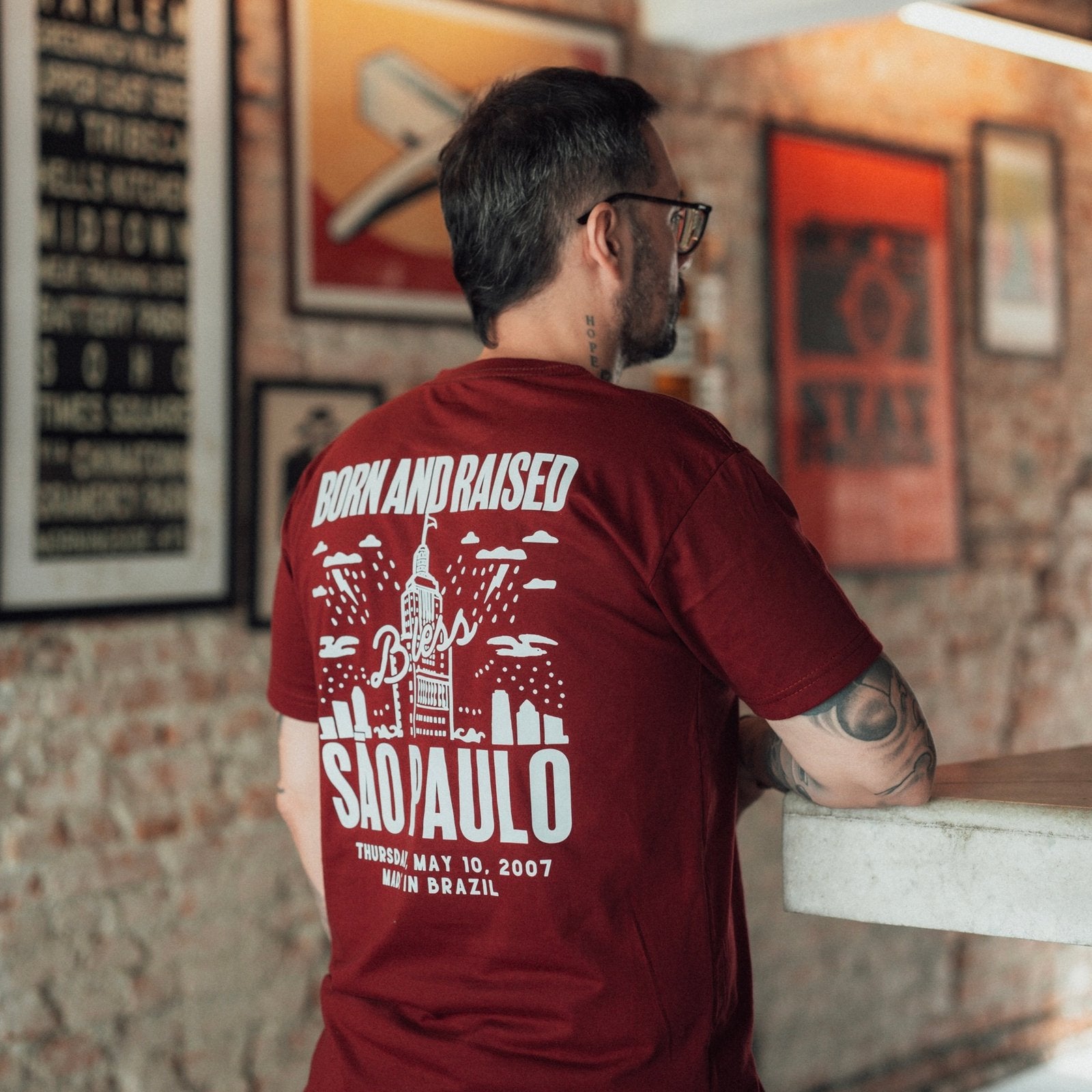 camiseta-bless-born-and-rised-burgundy-g